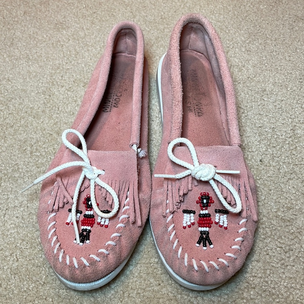 Minne Tonka Moccasins Pink Women’s 10
